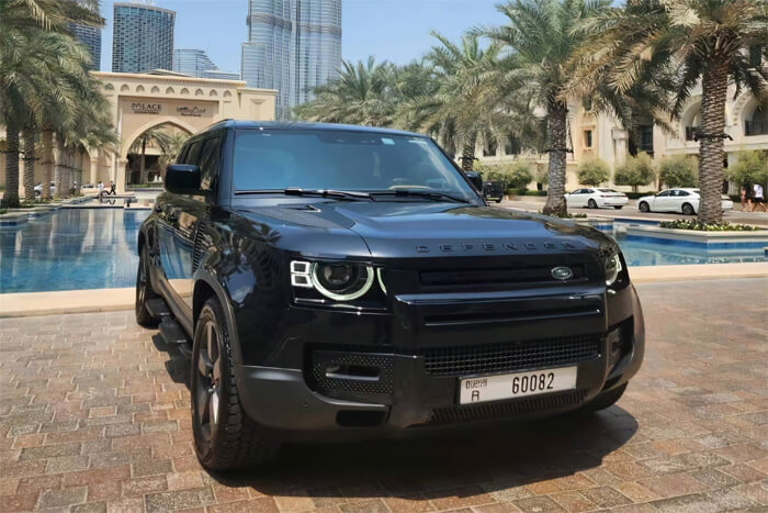 Land Rover Defender Car Hire Dubai