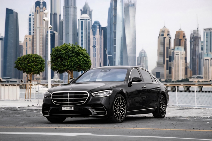 Rent Mercedes Benz S580